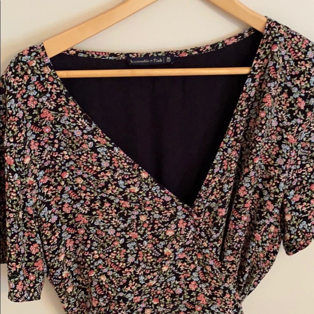 Abercrombie and Fitch Floral Dress - Picture 2 of 3